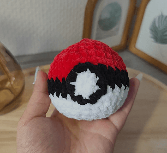 POKEBALL